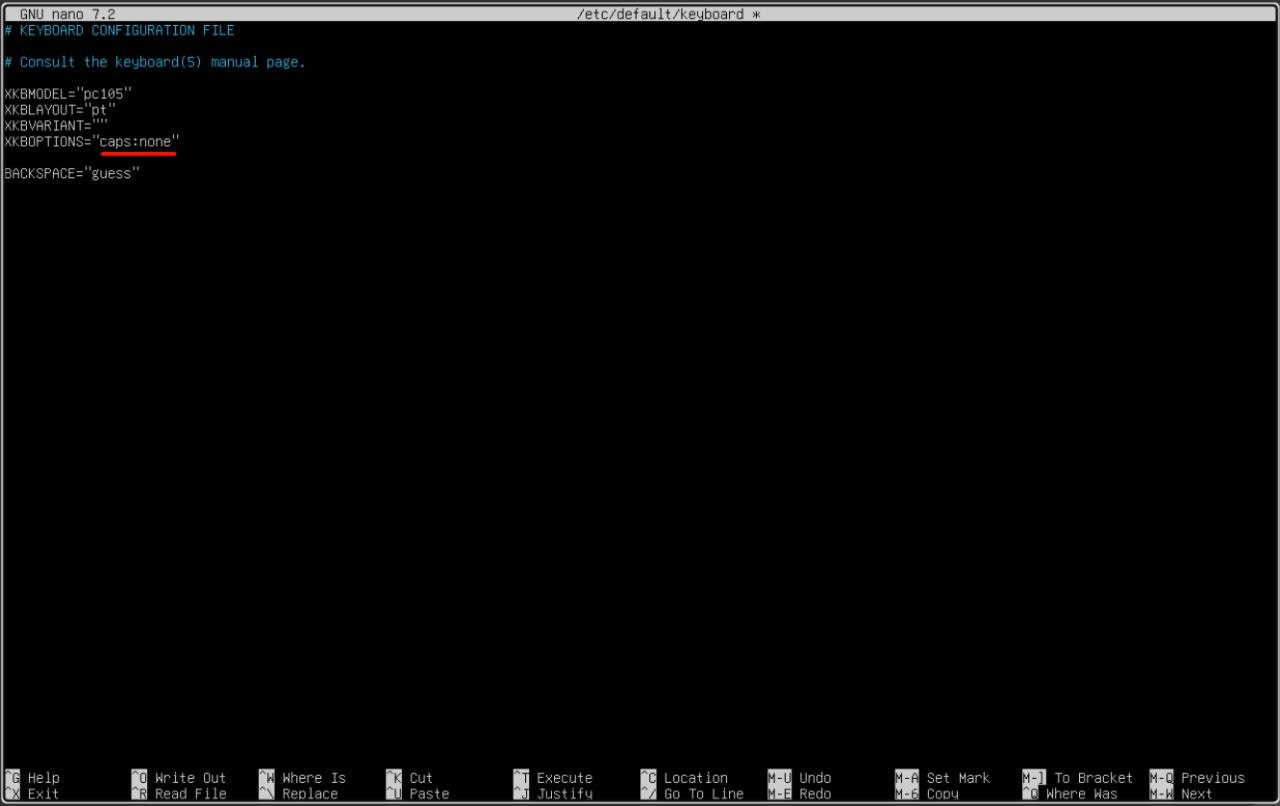 nano a editar o ficheiro /etc/default/keyboard no tty da VM Ubuntu: XKBOPTIONS="caps:none" marcado, com XKBMODEL pc105 e layout pt